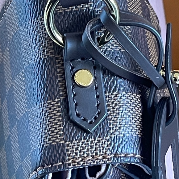 Authentic Louis Vuitton Bond Street PM Magnolia/Damier - Picture 9 of 16